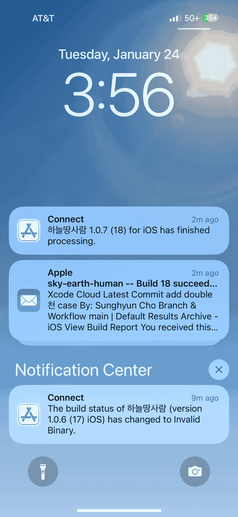 Push notifications are supported.